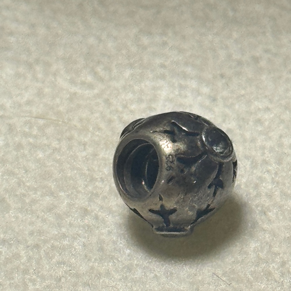 Authentic Pandora Sterling Silver SNOWFLAKE Blue CZ Charm 790367CZA